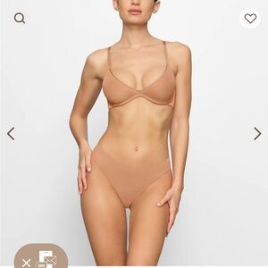 Weightless Scoop Bra by Skims underwire 40C